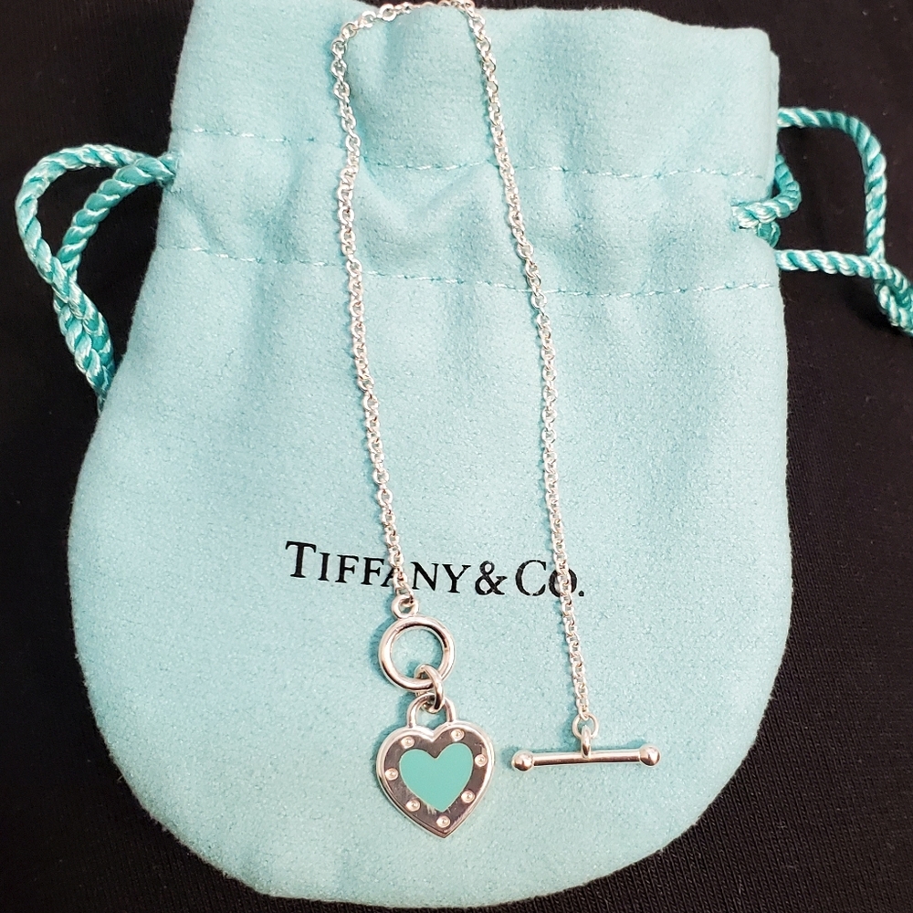 Sold Retired Tiffany Love Heart Toggle Bracelet - Picture 4 of 7